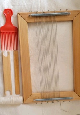 Wooden Weaving Frame Loom 11 X 15'' Has tools and carry bag Very Portable Project