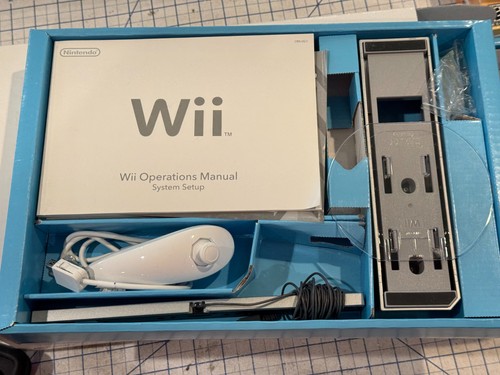 Nintendo Wii RVL-001(USA) Video Game Console Bundle - White - Tested - Used - Picture 3 of 14