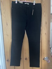 Image of Levi 311 Shaping Skinny Jeans. Size 32/30. Black.