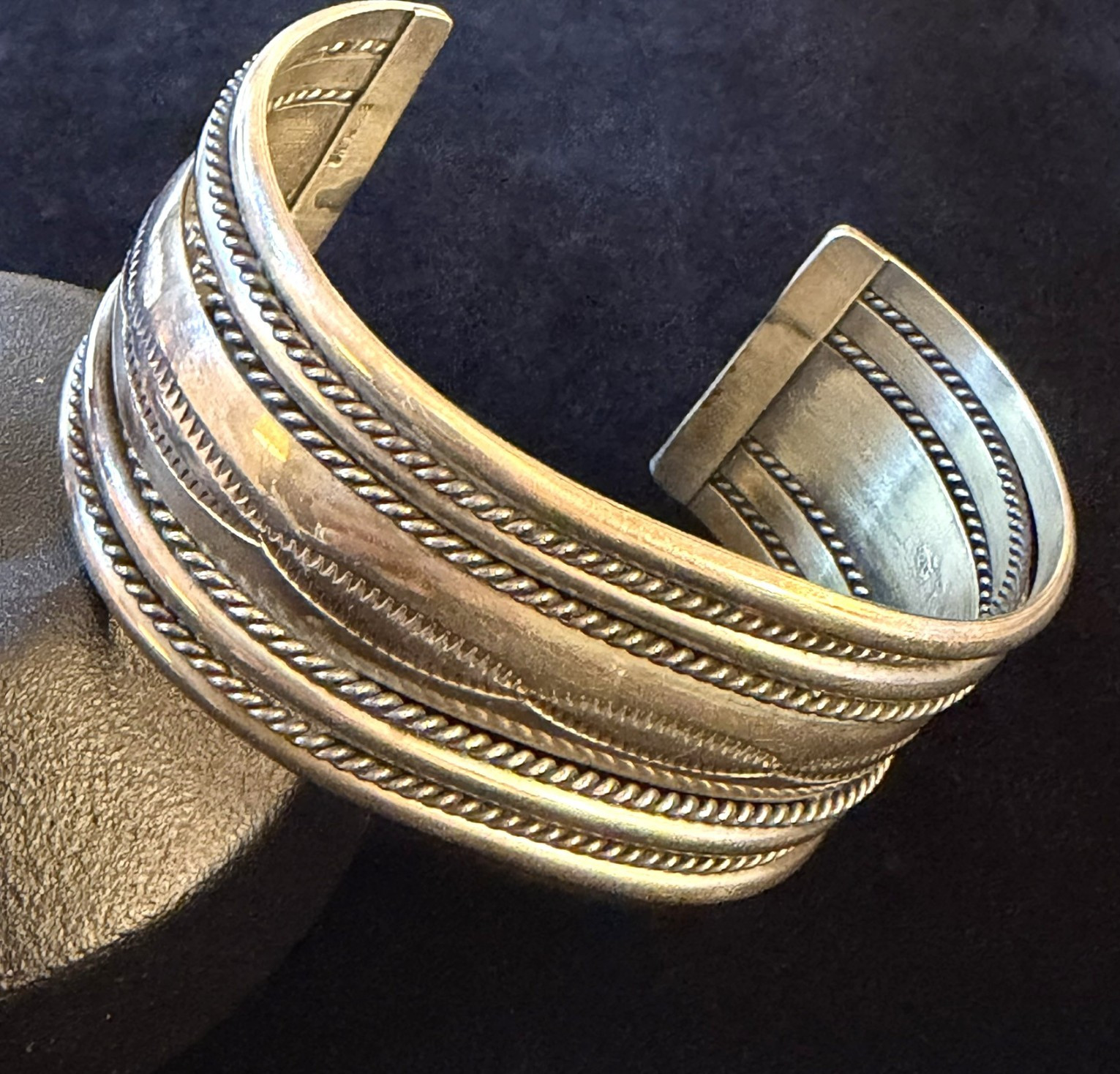 Navajo TAHE 925 Sterling Silver Southwestern Cuff Bra… - Gem