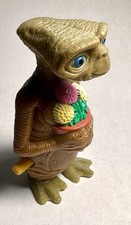 VINTAGE Wind Up ET Extra Terrestrial w/ Flowers Walking Figure Toy