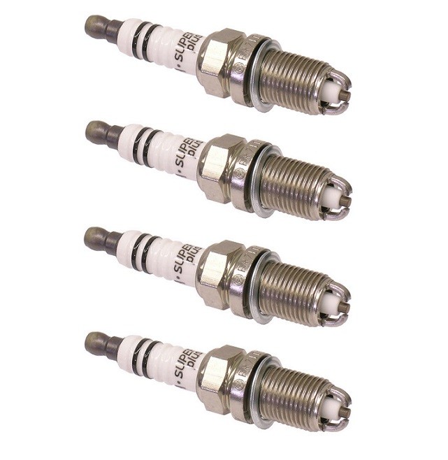 Set of 4 Spark Plug BOSCH 7402 for BMW 318i, 318is, 318ti Brand New