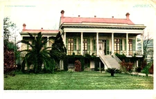 New Orleans, Louisiana - An old plantation villa - c1920