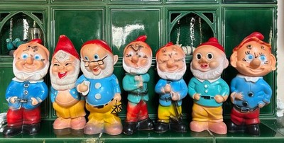 Alte Walt Disney 7 Zwerge 28-30cm. Gumi Figur old seven Dwarfs old rubber toy