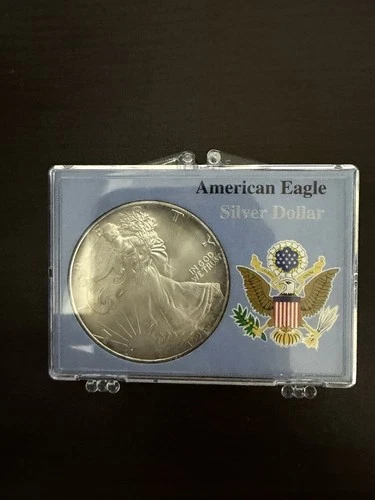 Better Date 1995 American Silver Eagle 1 Troy Oz .999 Fine Silver *562