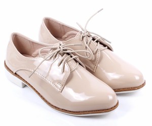 narrow formal shoes