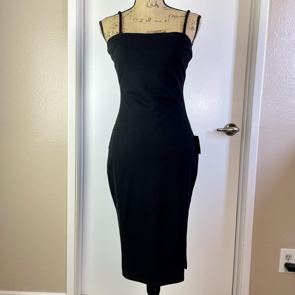 green emerald velvet dress Gorgeous Spaghetti Straps Beaded Long Prom Dress main image 0
