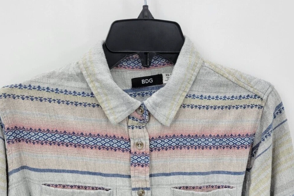 Top BDG Urban Outfitters para mujer XS azteca a rayas recortado de gran tamaño Y2K retro Foto 3 de 4