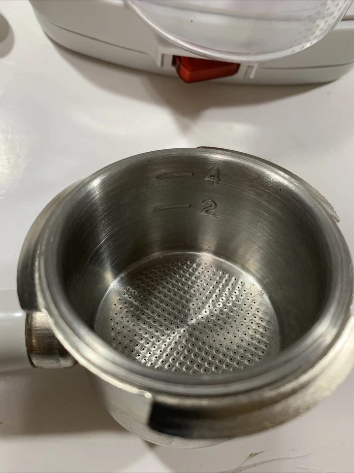 Máquina de café espresso/capuchino Salton Foto 3 de 4