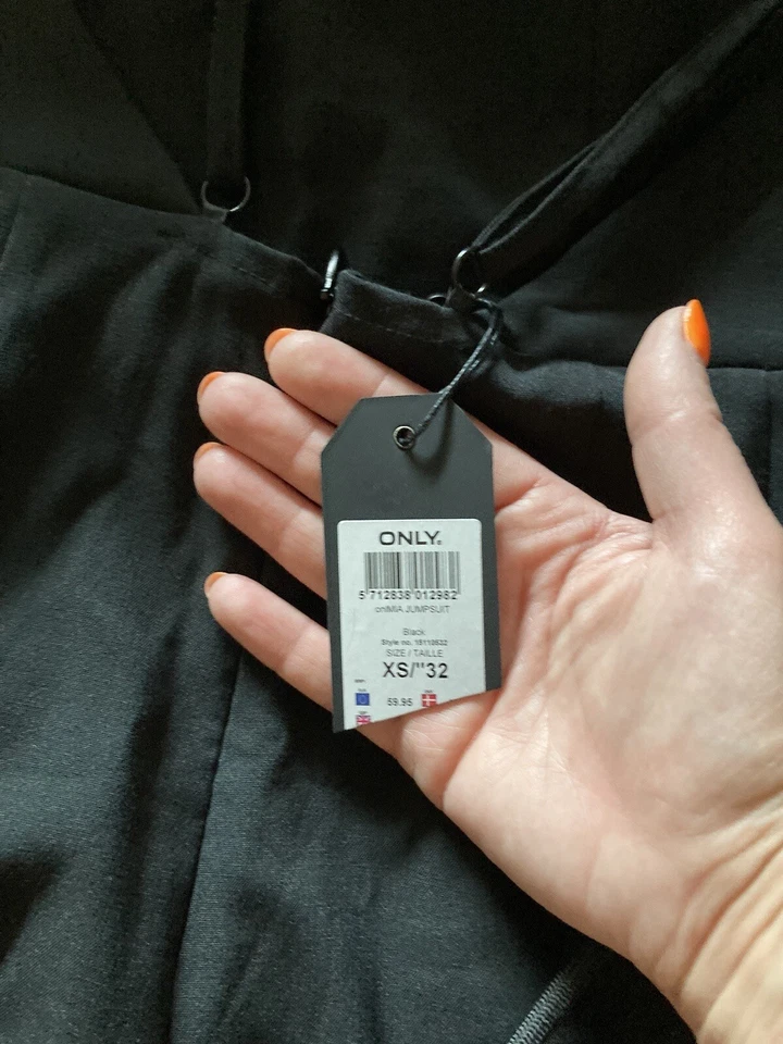 Only Overall XS schwarz rückenfrei mit Träger - Bild 2 von 4