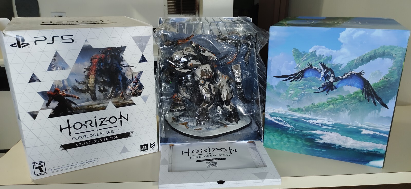 Horizon Forbidden West Collector's Edition Tremortusk Aloy Statue