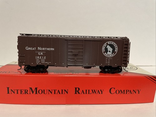 Coche de carga HO Intermountain Great Northern 12 paneles 40' #18212 construido desgastado | Zustand: Used