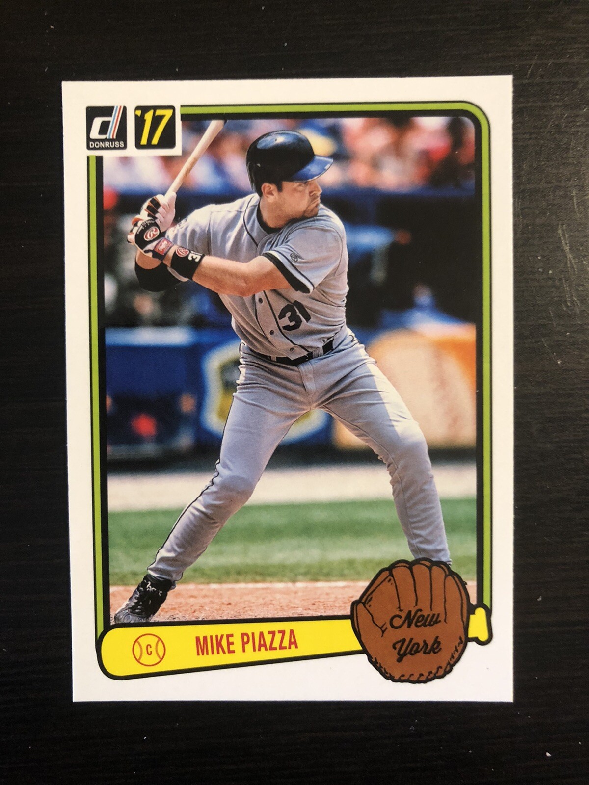 Mike Piazza 2017 Donruss Baseball Retro Variation #RV-41 New York Mets HOF