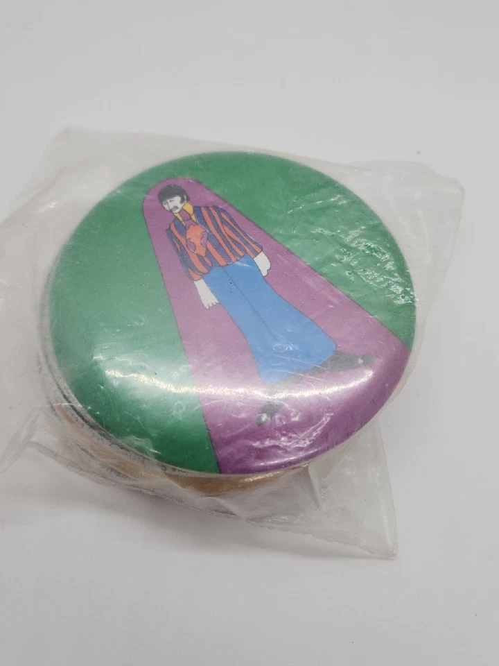 Juego de 4 pines 1968 The Beatles King características submarino amarillo prímula Inglaterra nuevo en paquete Foto 4 de 4