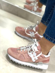 sneakers saucony