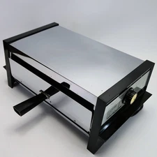 Vintage Toastmaster Broiler Oven 5211 1300 watts Chrome & Black WORKS USA Made 