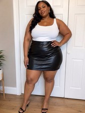 SHEIN Curve Black Faux Leather Mini Skirt 3XL Stretch Elastic Waist NWOT-Flaw