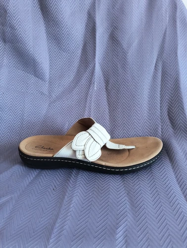 Sandali donna Clarks Collection Ultimate Comfort 8 infradito bianco perizoma