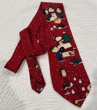 Peanuts Charlie Brown Snoopy Holiday Christmas Silk Neck Tie