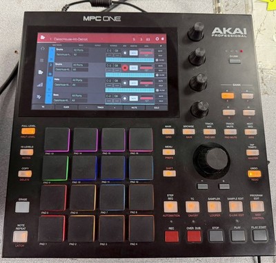 Akai Professional MPC One Standalone Sampler and Sequencer Music Pro (MAC001629)