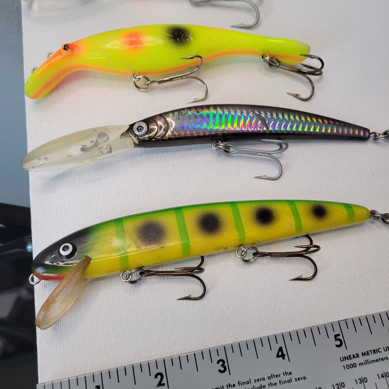 Lot of 4 Fishing Lures Plugs Crankbaits Large Storm Grandma Yo Zuri walleye Erie - Image 3