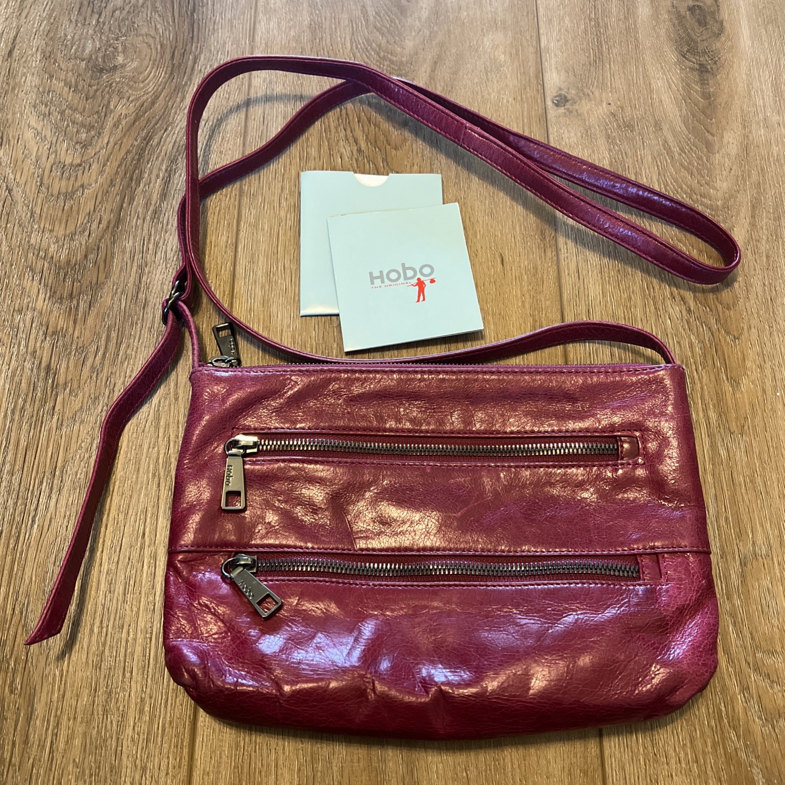 Hobo International Mara Berry Pink Leather Shoulder Bag Crossbody Purse Zippers