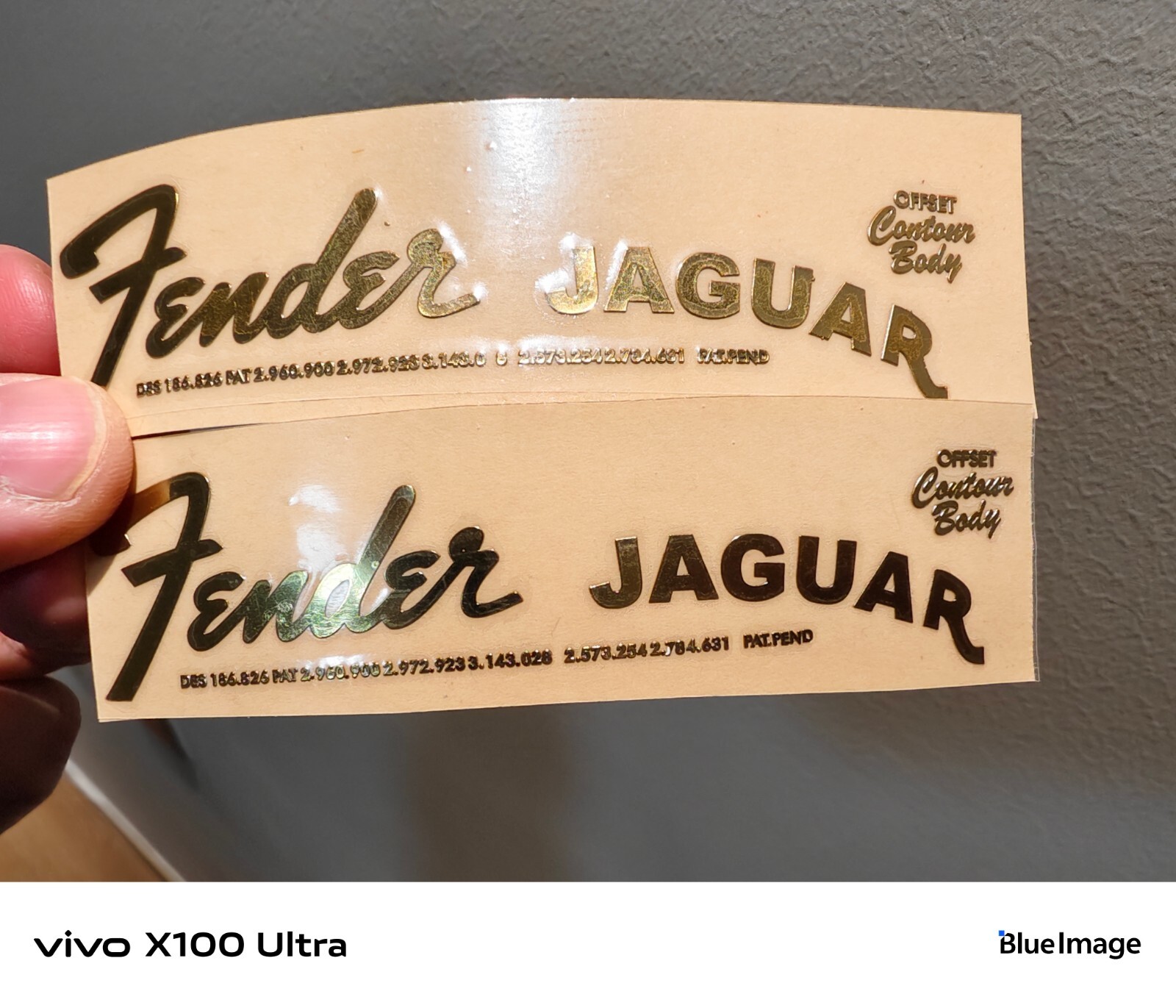 Adesivo metallico autoadesivo per chitarra Jaguar foto 2