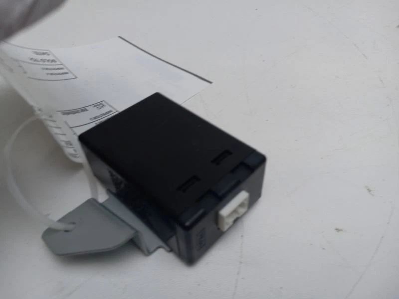 MÓDULO DE CONTROLE DE BLOQUEIO ANTIRROUBO 2010 NISSAN ROGUE - Imagem 3 de 4