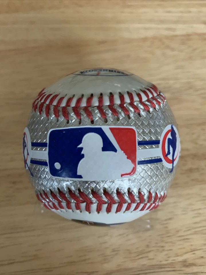 JOHAN SANTANA MINNESOTA TWINS LOGOTIPO FOTO BÉISBOL RAWLINGS PELOTA NY METS Foto 2 de 4