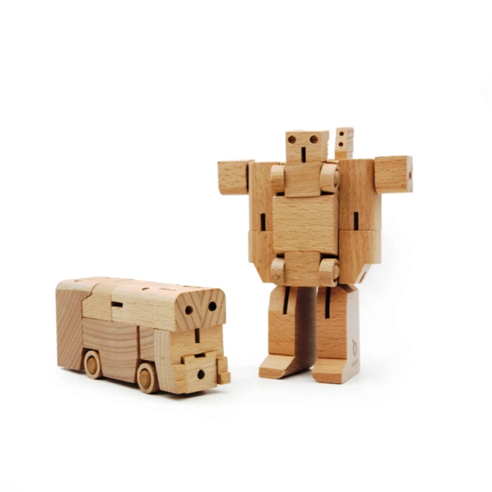WooBot - Wooden Robot Transforms into a Bus - Image 2 of 4
