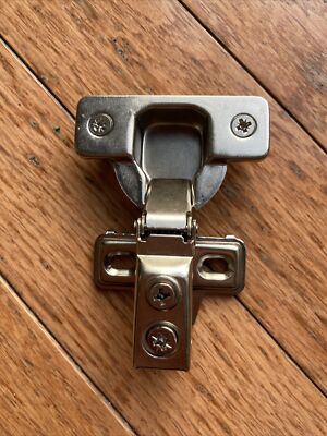 Short  ArmSoft/Self Close1/2'' Face Frame CAM Hinge Steel Plate, Overlay W/Dowels