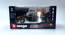 Bburago Honda Red Bull F1 2022 RB16B #11 Sergio Perez#33 Max Verstappen