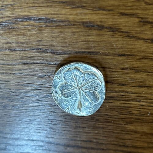 Four-Leaf Clover Pocket Stone Pewter Amulet Token Irish Luck Charm Altar Coin - Picture 5 of 7