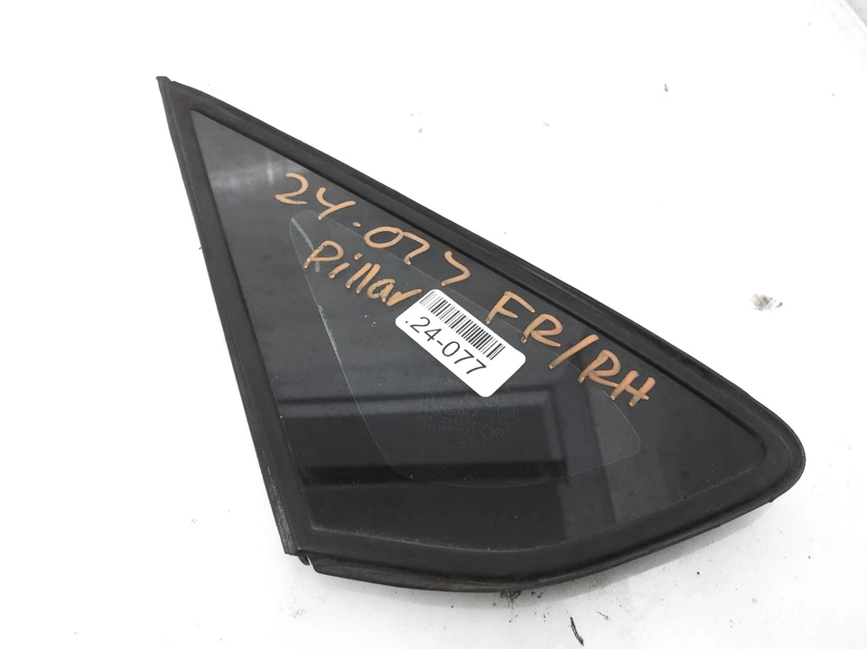 Toyota Prius 2004-2009 pilar delantero derecho esquina ventilación puerta ventana de vidrio Foto 2 de 4