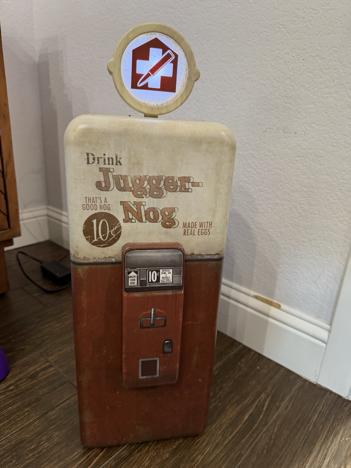 Call of Duty: Black Ops III Juggernog Mini Fridge (WITH BOX)
