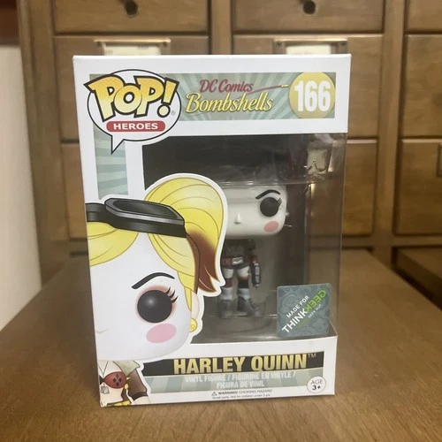 Funko Pop! Vinyl: DC Universe - Harley Quinn - (Black and White , Red)