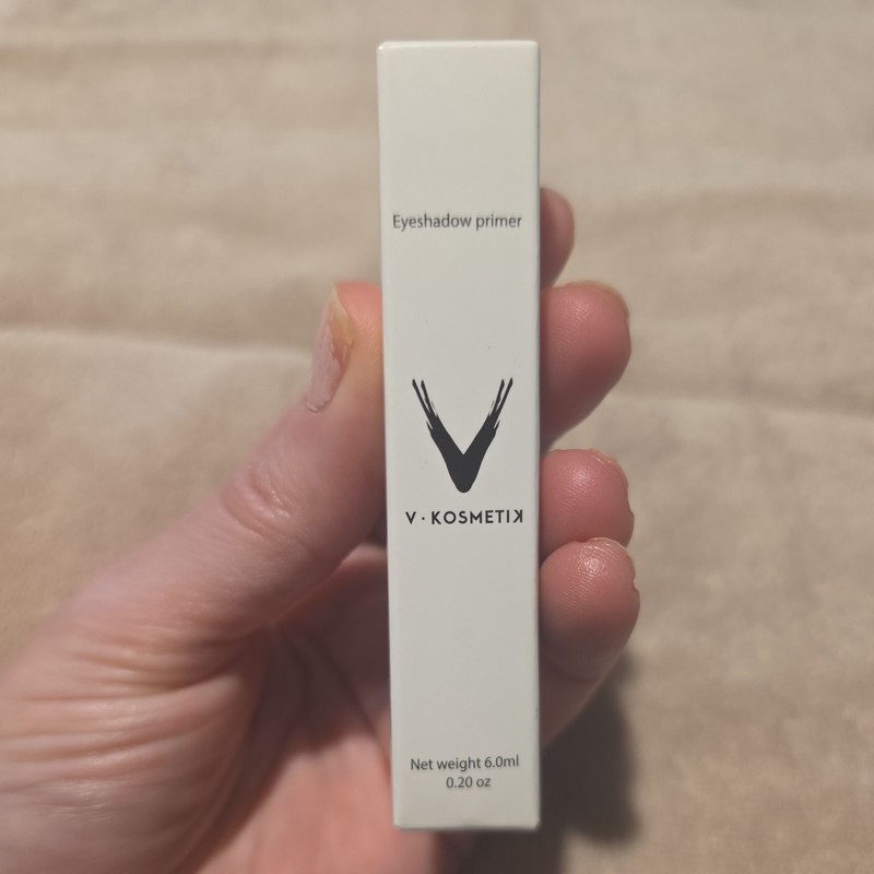 NWT V Kosmetik Eyeshadow Primer - 0.20 oz