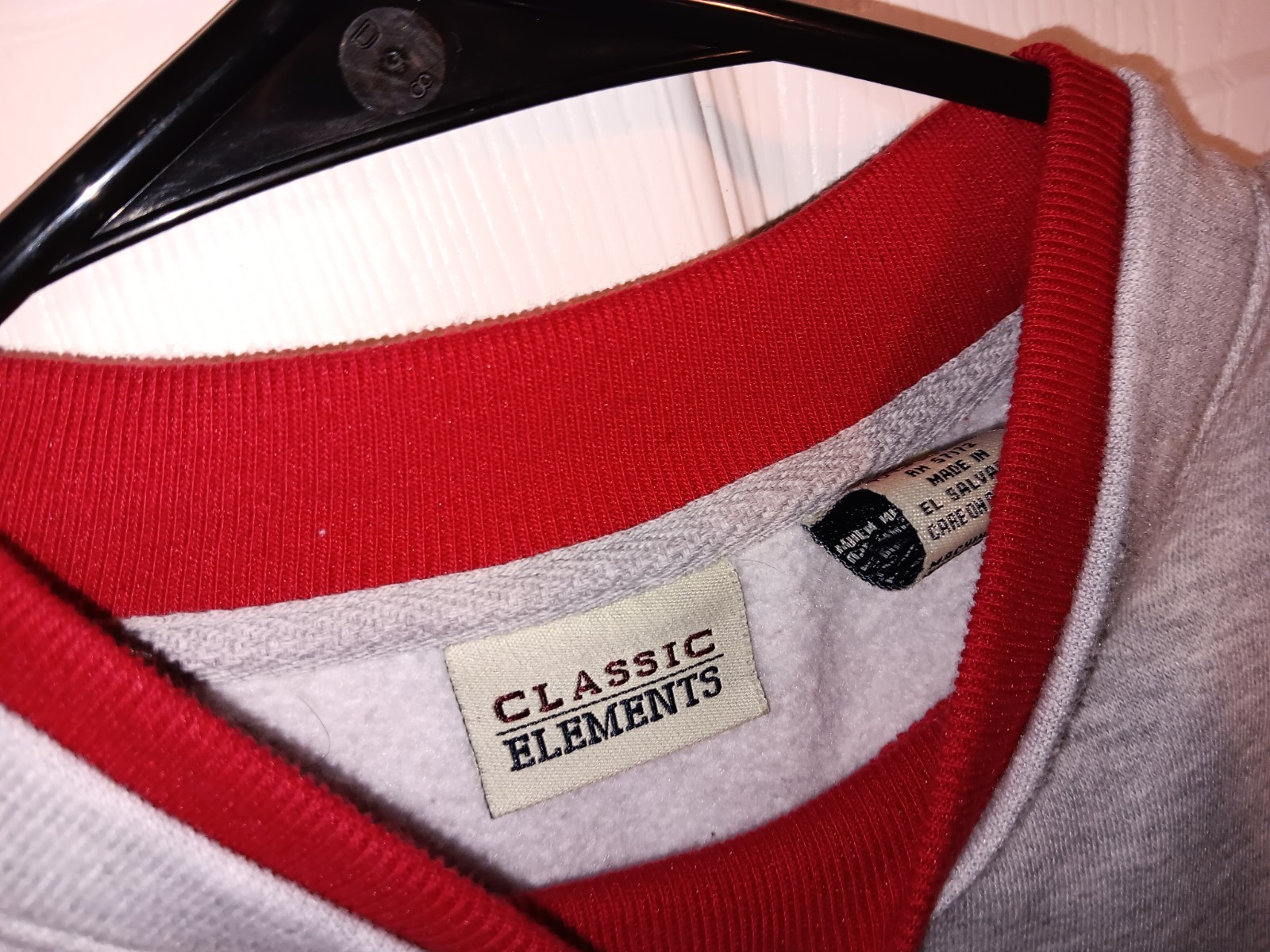 "Grannycore" Classic Elements Christmas Themed Sw… - image 5