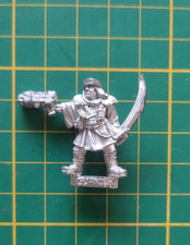 Warhammer 40k / 40000 :   sergent garde impériale Tallarn desert raider trooper