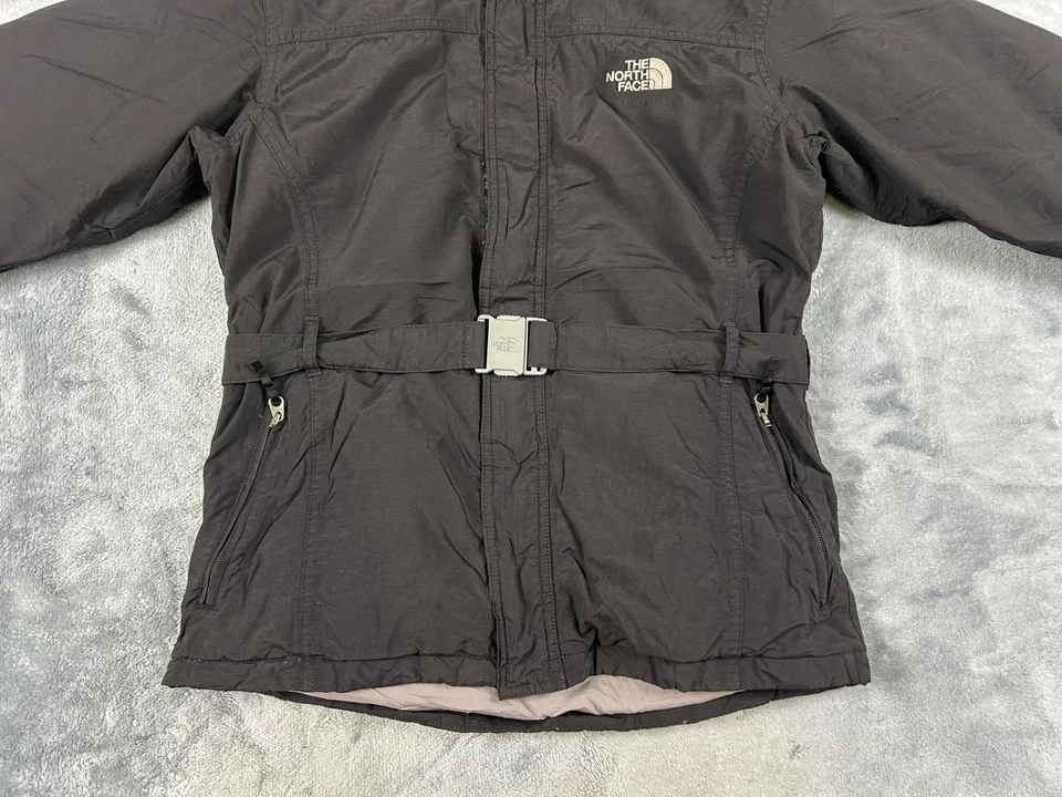 CHAQUETA DE PLUMÓN PARA NIÑAS THE NORTH FACE HYVENT 550 EXTRA GRANDE NEGRA CON CAPUCHA AISLADA Foto 3 de 4