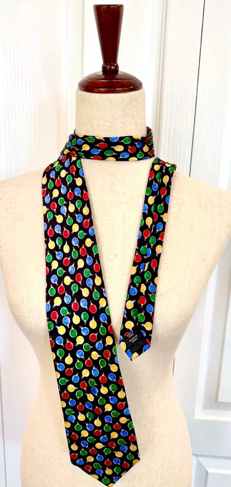 Lot of 3, Men's *100% Silk* Christmas ties by Hallmark, Holidays & Noel. - Image 3 of 4