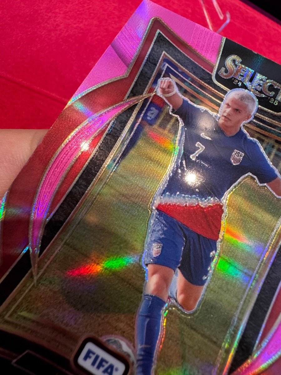 2024-25 Panini Select FIFA Cavan Sullivan Terrace Level Pink