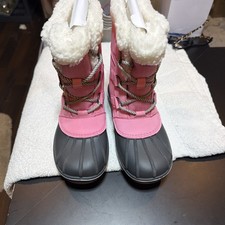 Girls' Kit Winter Boots - Cat Jack Kids Insulated Snow Boot Collection Size 3