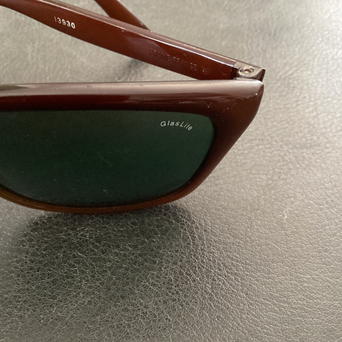 VINTAGE UVIS 13930 NYLON FRAME GLASS LENS SKI SUNGLASSES WITH CASE