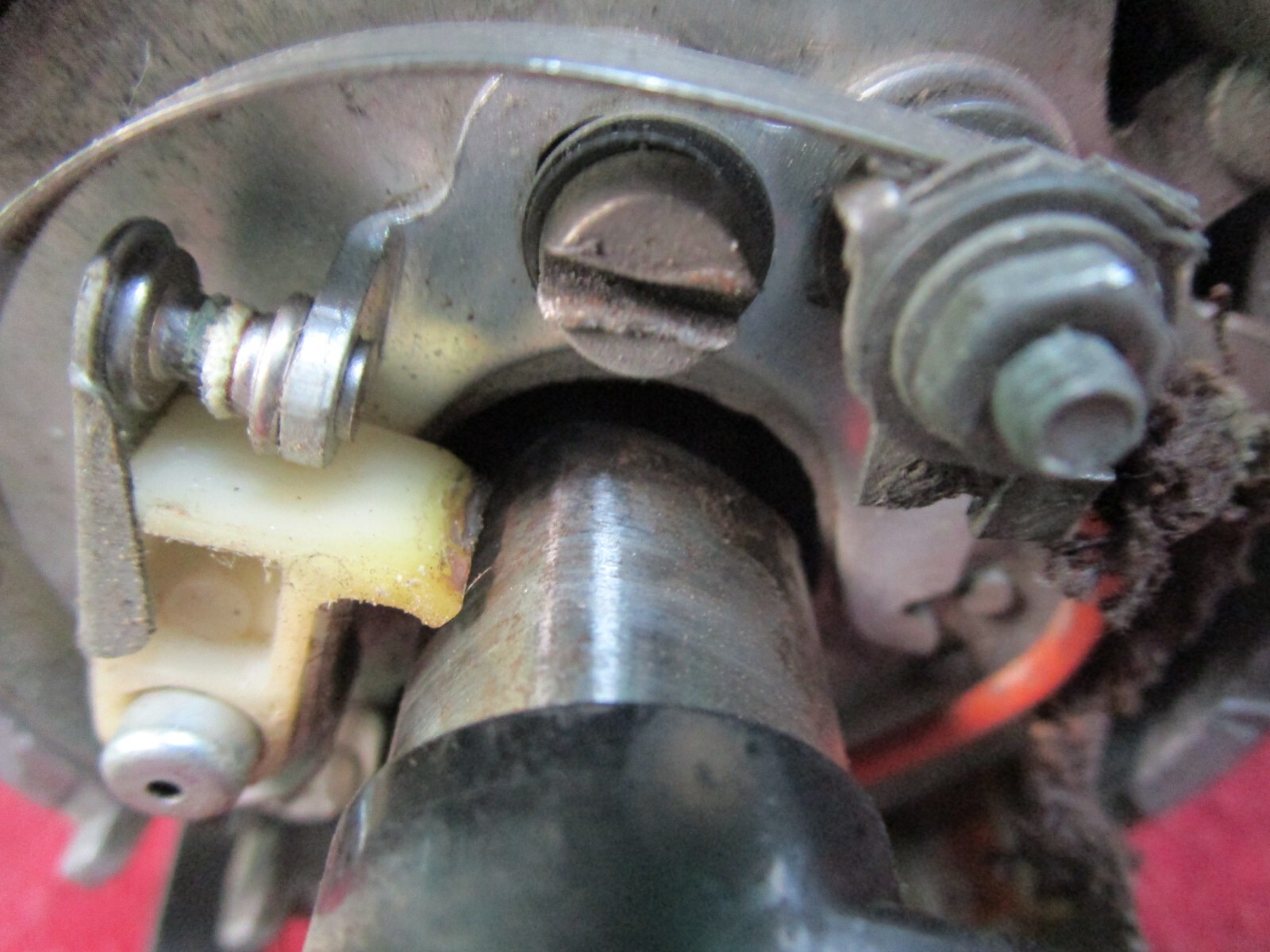 Lotus Ford Lucas centrifugal advance gear driven distributor Lucas 40819K, 23D4