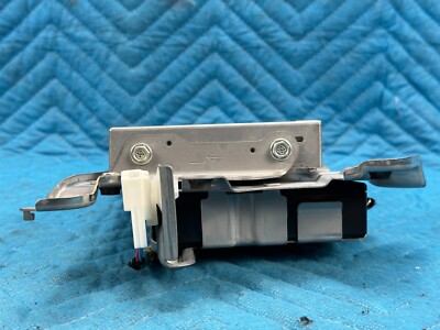 Lexus LX570 Telematics Transceiver Control Module 86741-75021 2010
