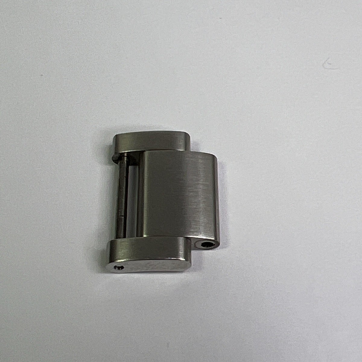 Tudor Stainless Steel 18mm Link and Screw Pin for 79540 Heritage