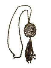 Tassled Cameo Necklace Carved Vintage Goldtone Chain High Dome Brown/Baige N1144
