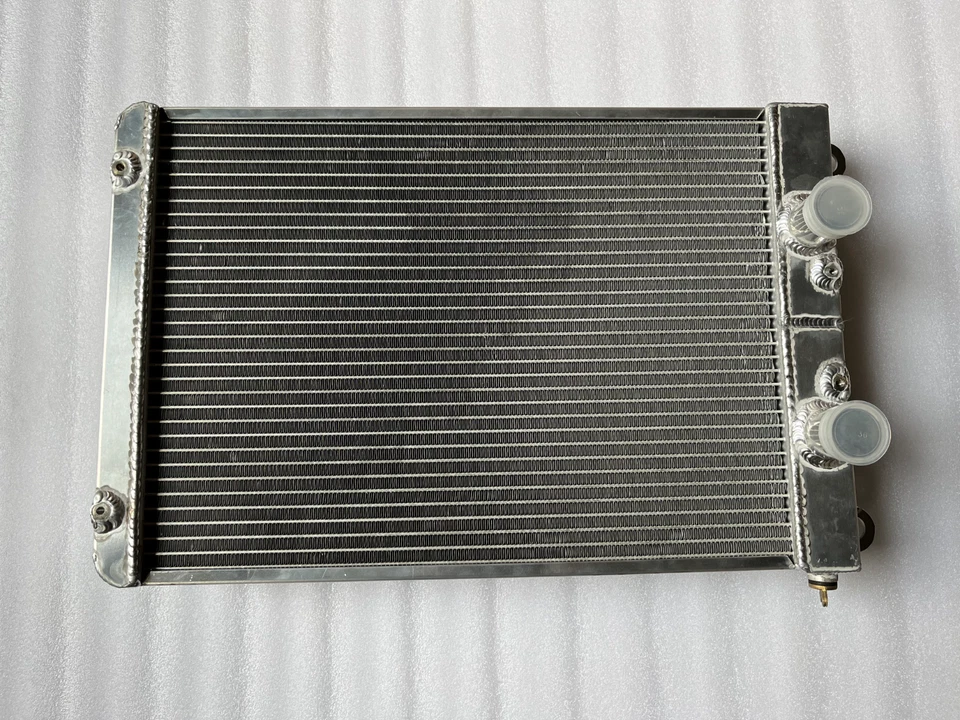 Radiador y cubierta de aluminio lado izquierdo Fit Lamborghini LM002 1986-1993 y ventilador de 12" Foto 3 de 4