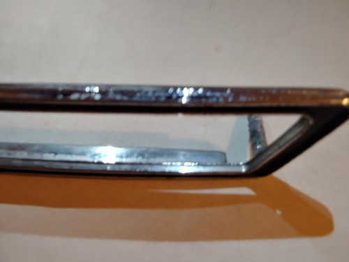 VTG Original From 1971 Riviera Side Marker Lamp Trim ( Trim Only ) - FRONT LH - Bild 13 von 13
